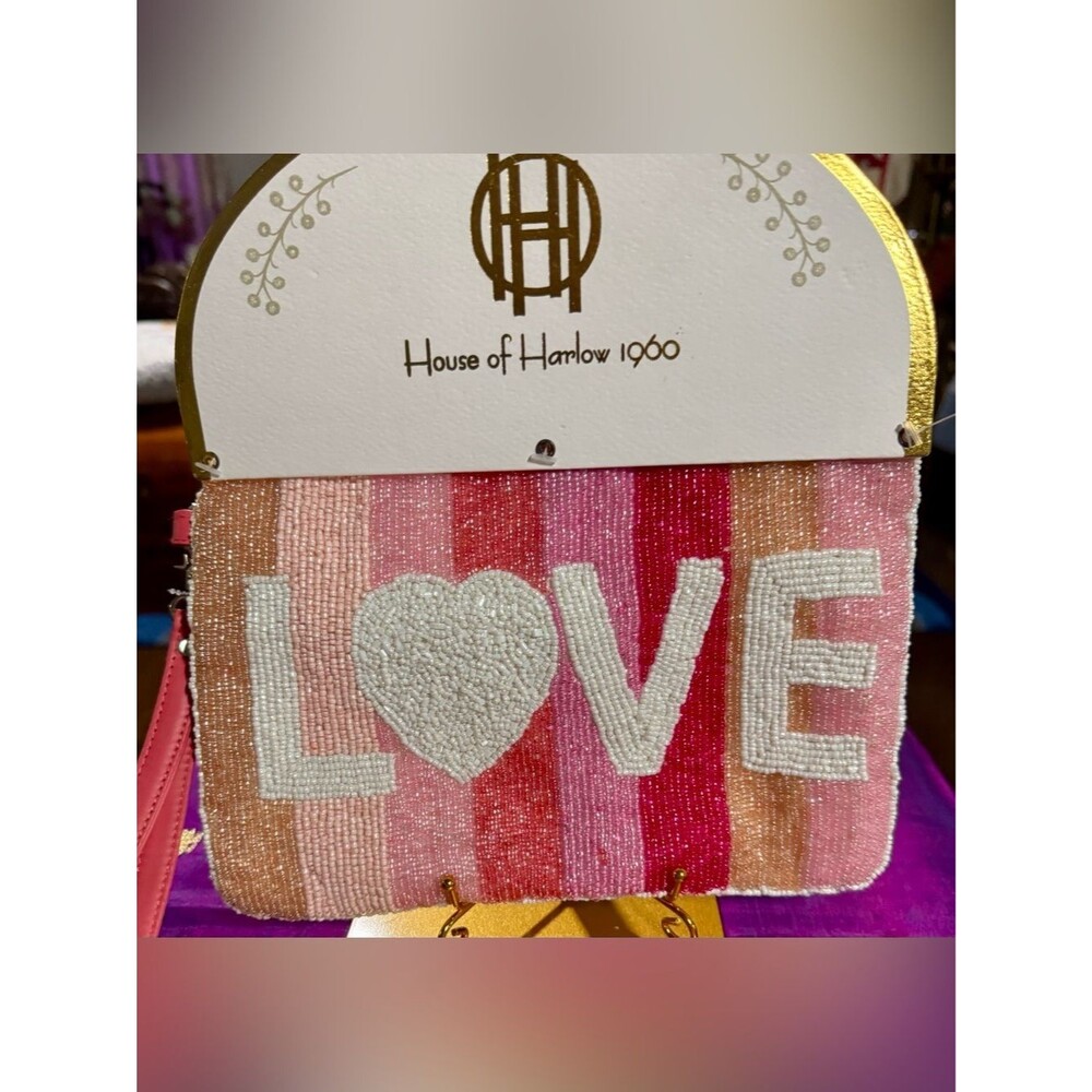 NWT House of Harlow 1960 Beaded Love Heart Wristlet